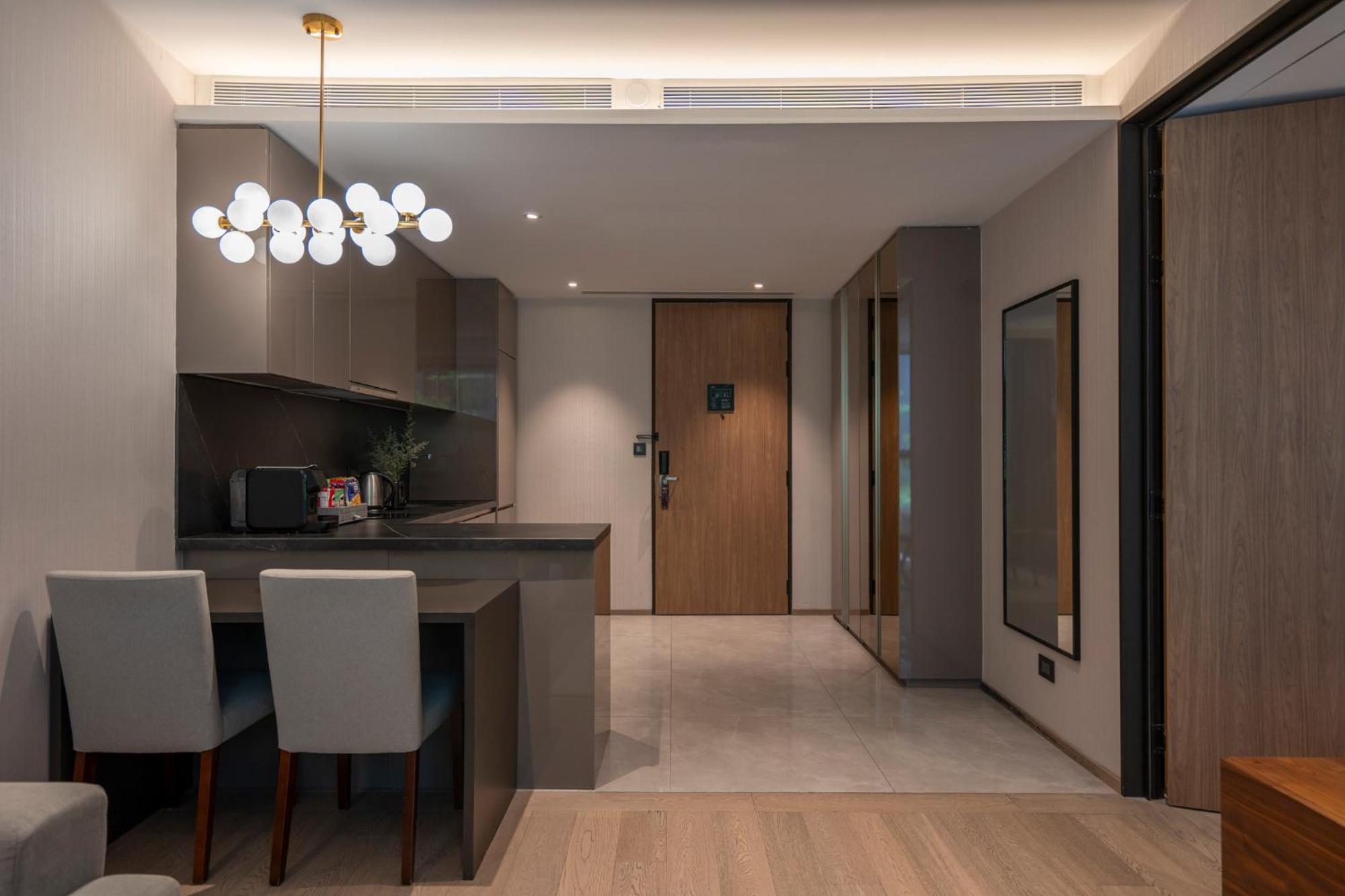 Walton Suites Sukhumvit Banguecoque Quarto foto