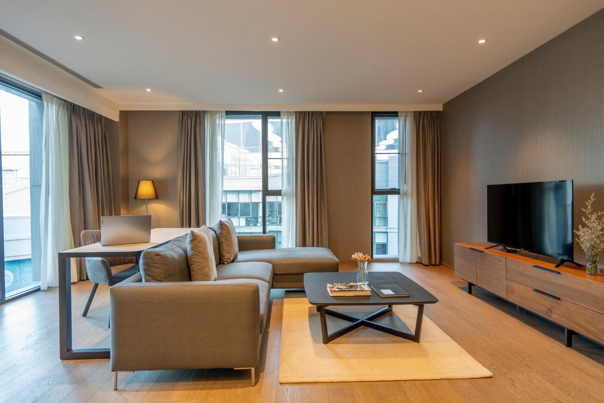 Walton Suites Sukhumvit Banguecoque Exterior foto