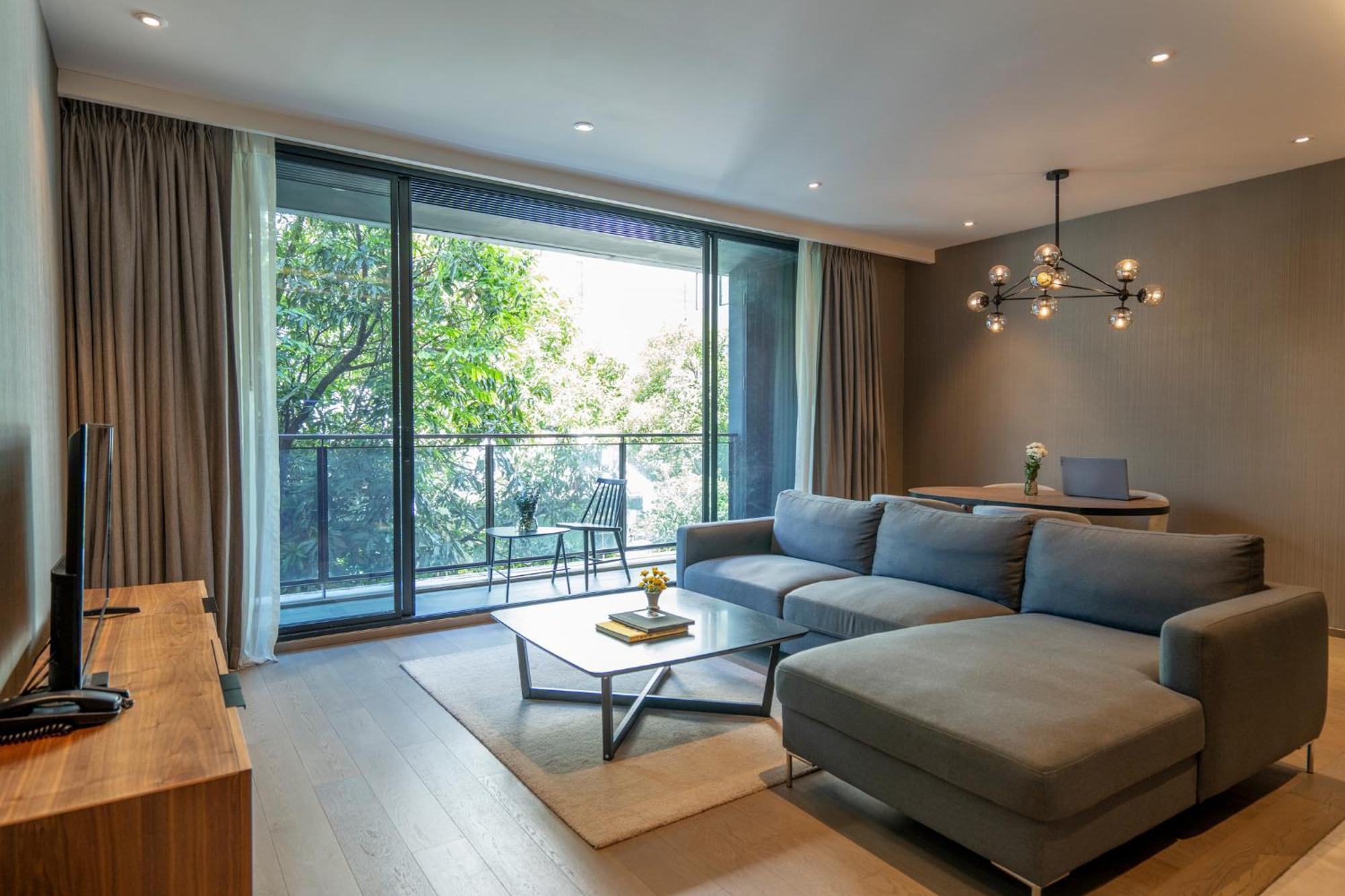 Walton Suites Sukhumvit Banguecoque Exterior foto